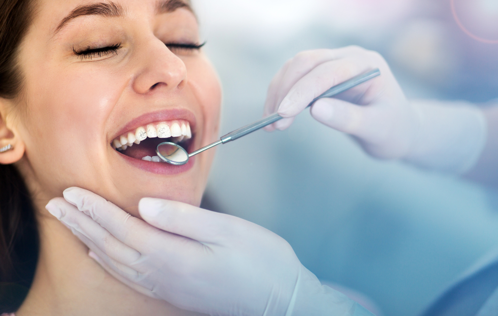 Quelle macchioline nere sui denti: le black stains